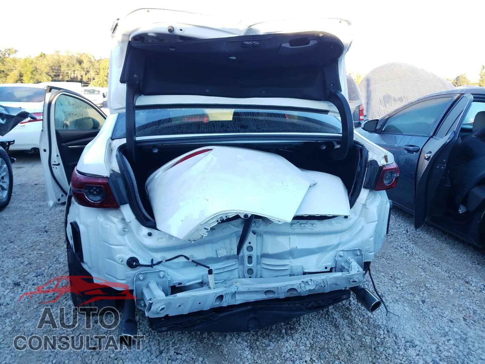 MAZDA 3 2019 - JM1BPACL7K1107785