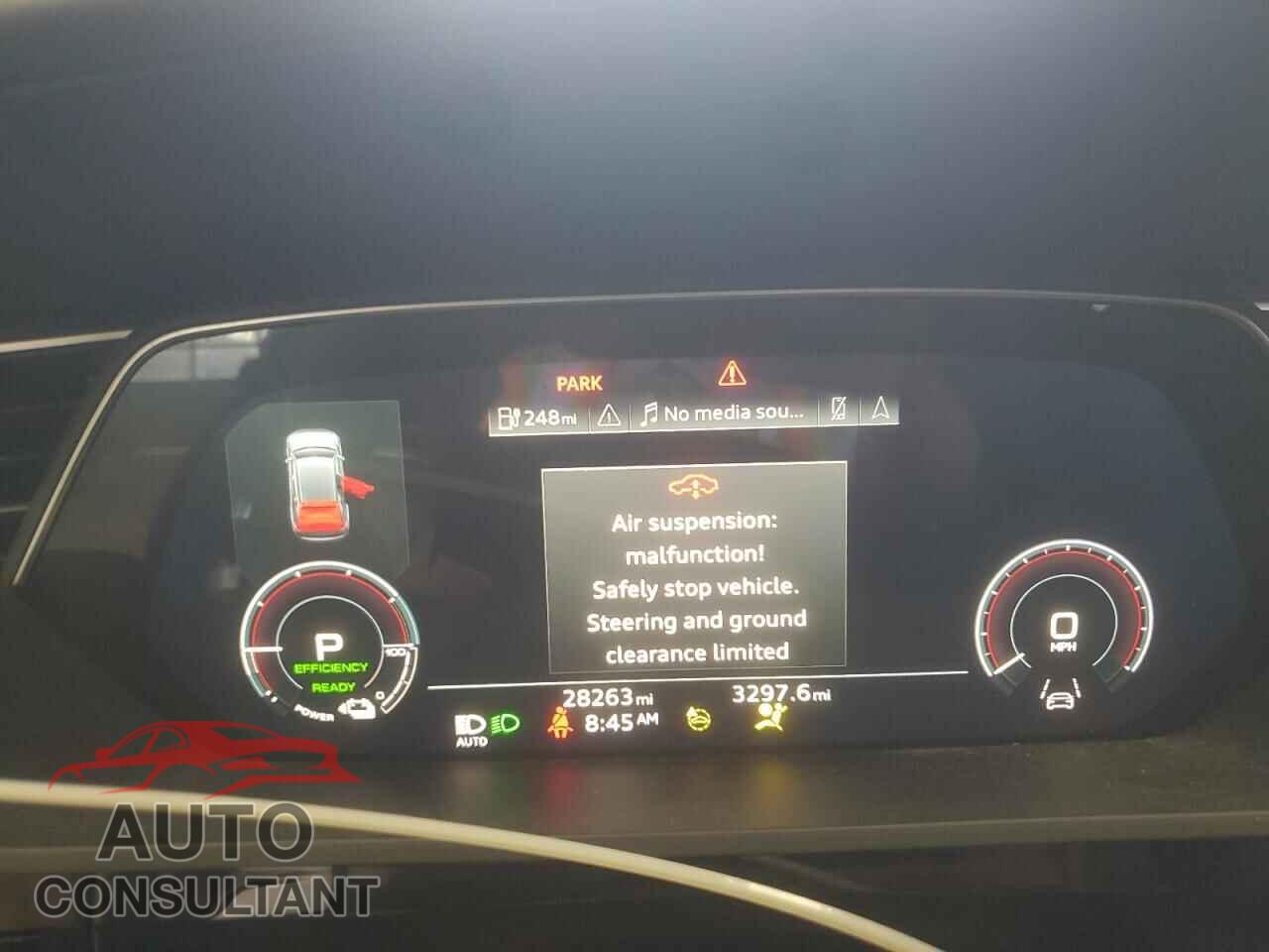 AUDI E-TRON 2023 - WA1AAAGE2PB014791