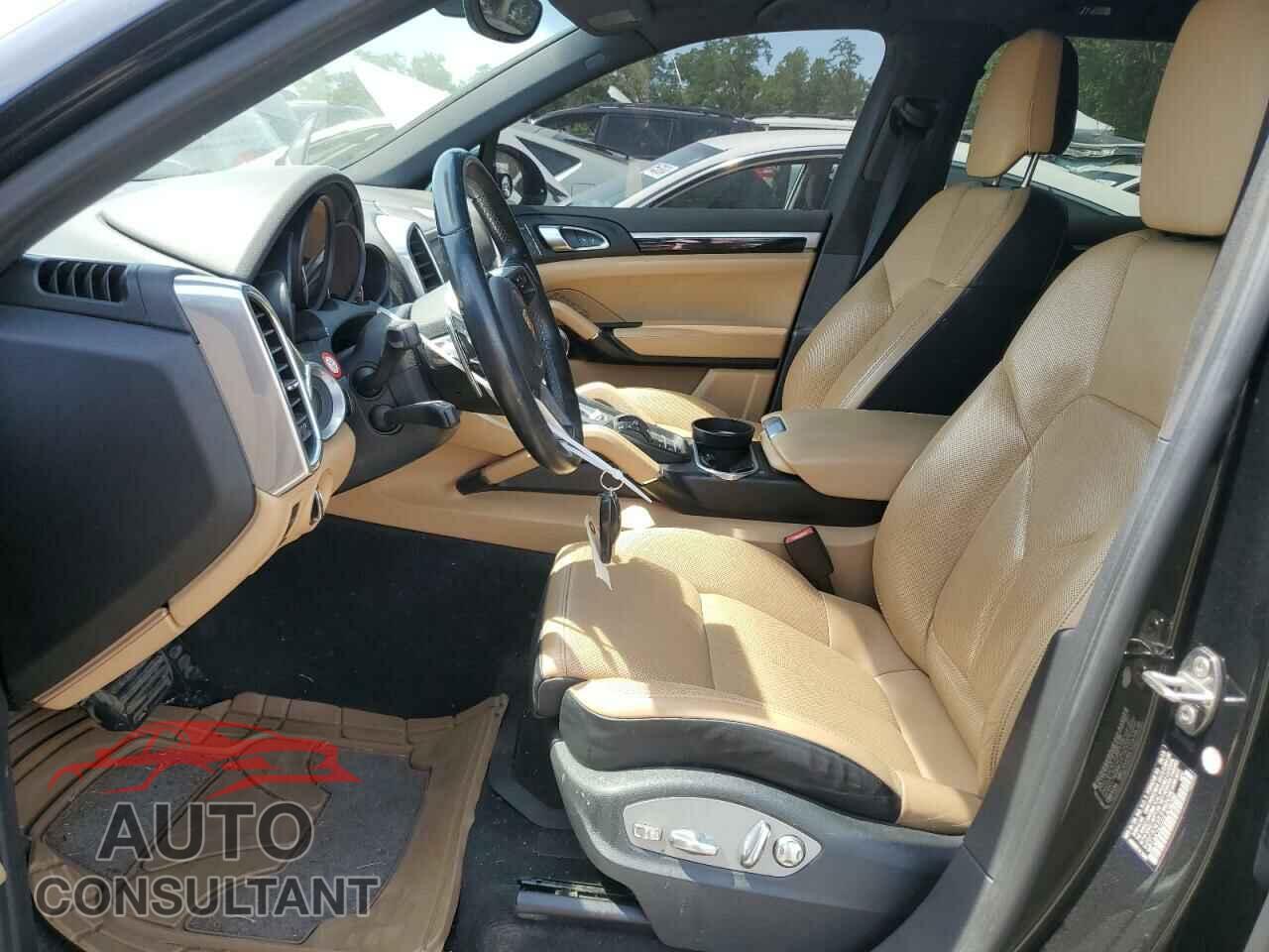 PORSCHE CAYENNE 2016 - WP1AA2A2XGLA08286