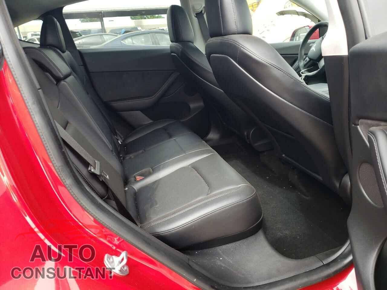 TESLA MODEL Y 2022 - 7SAYGDEF9NF350113