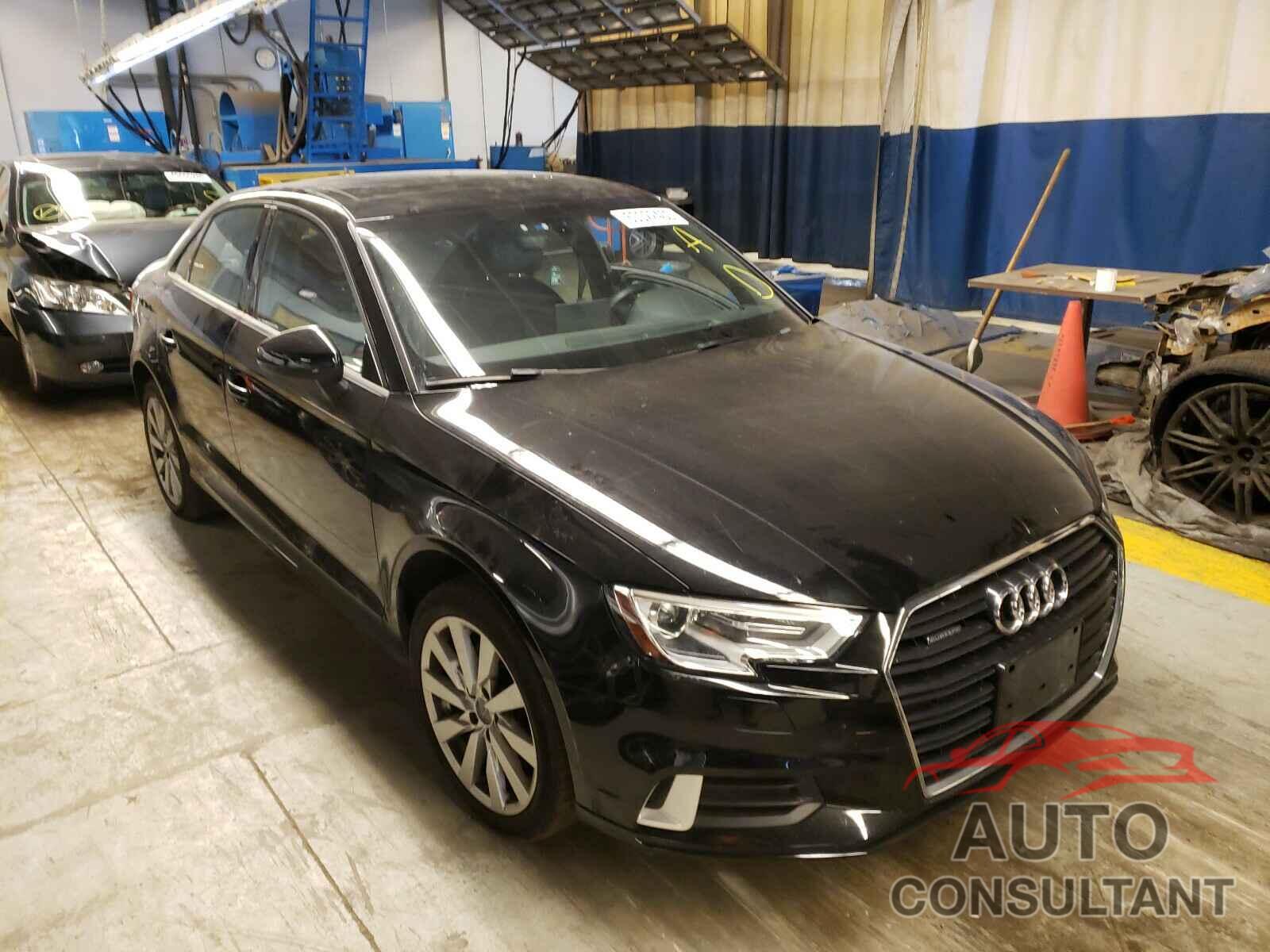 AUDI A3 2017 - WAUB8GFF8H1043669