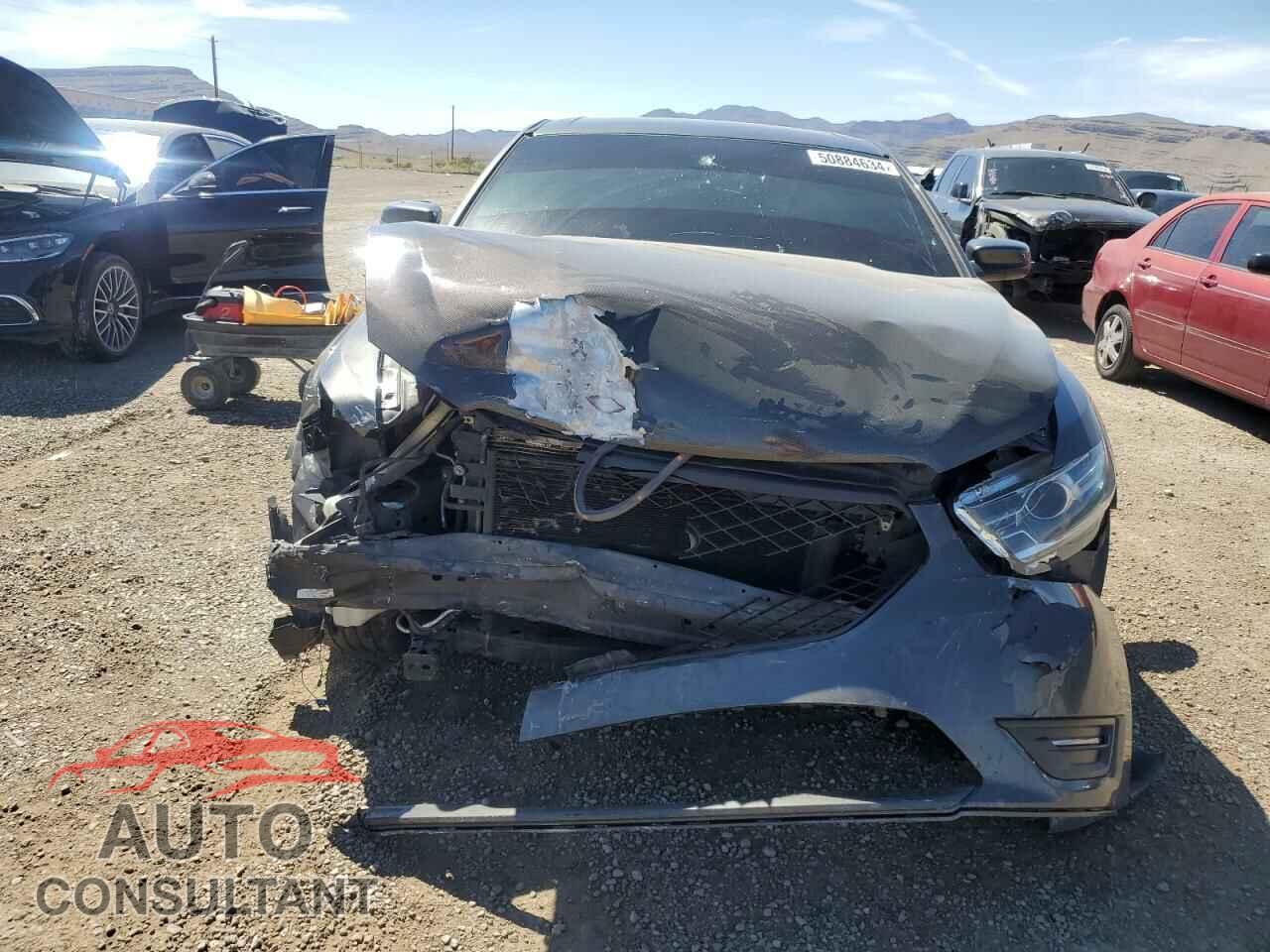 FORD TAURUS 2017 - 1FAHP2E85HG126033