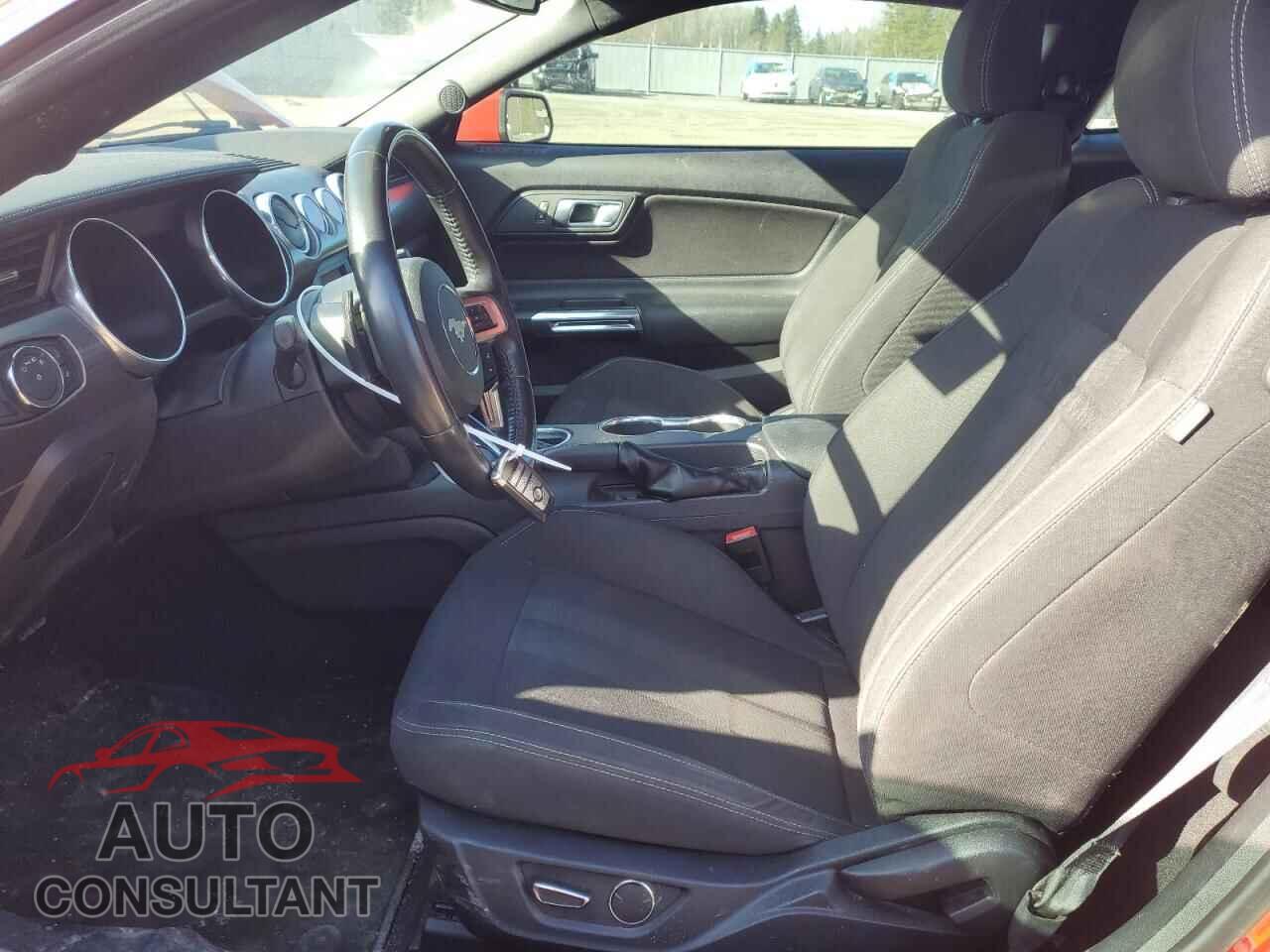 FORD MUSTANG 2019 - 1FA6P8CF4K5179837