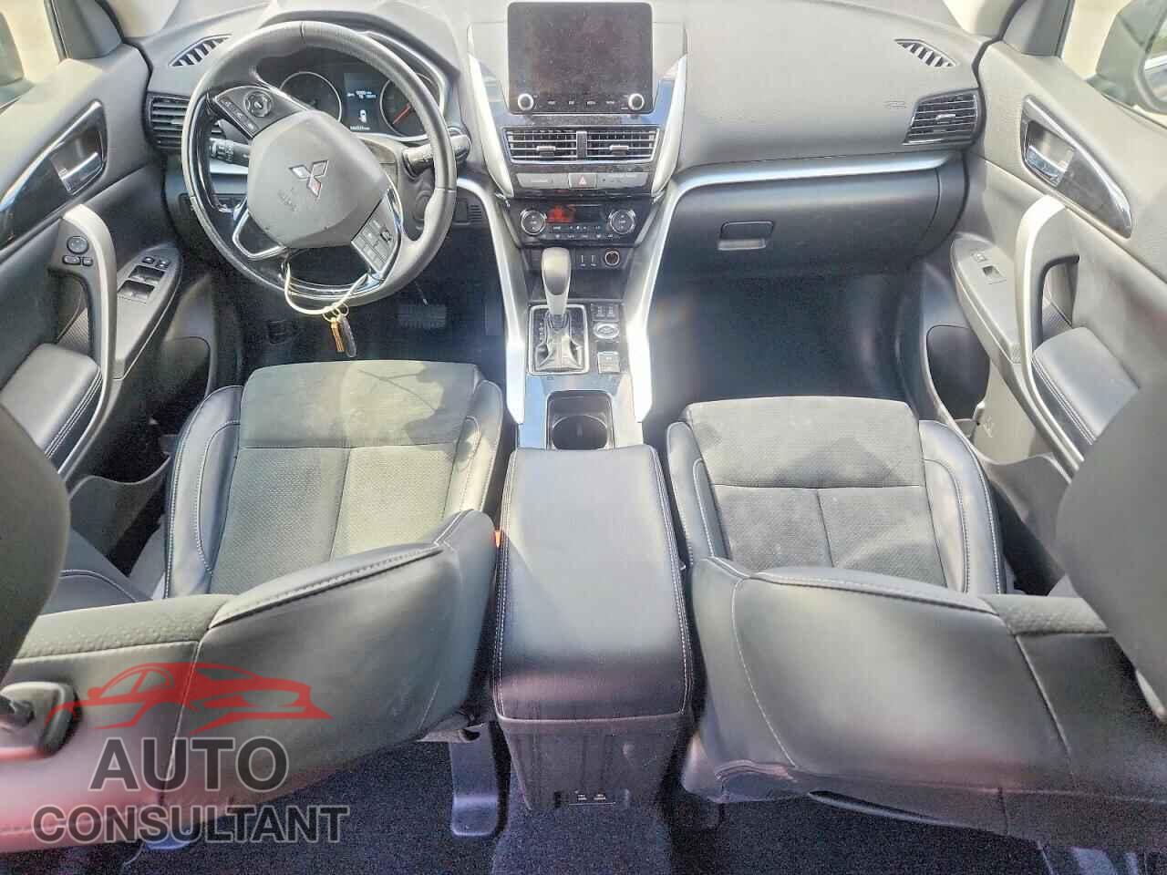 MITSUBISHI ECLIPSE 2024 - JA4ATWAA4RZ001628