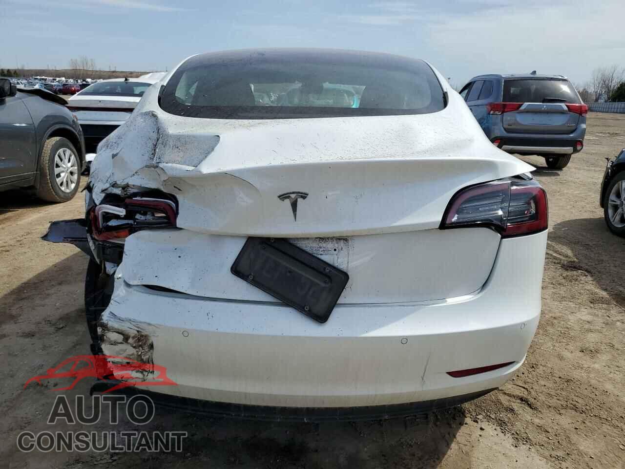 TESLA MODEL 3 2022 - 5YJ3E1EA2NF156426
