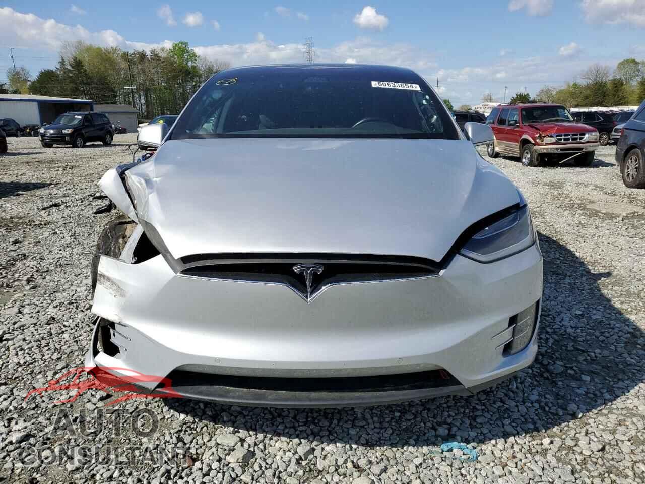 TESLA MODEL X 2018 - 5YJXCBE21JF101448