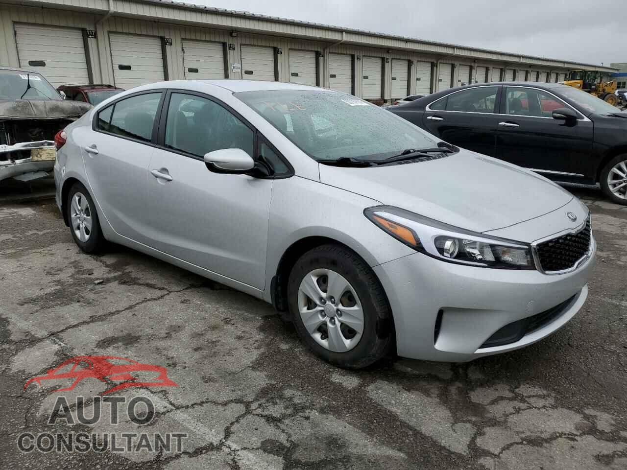 KIA FORTE 2017 - 3KPFK4A76HE133260