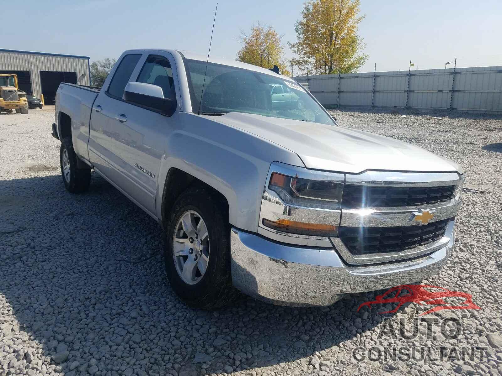 CHEVROLET SILVERADO 2018 - 1GCVKREC9JZ159104
