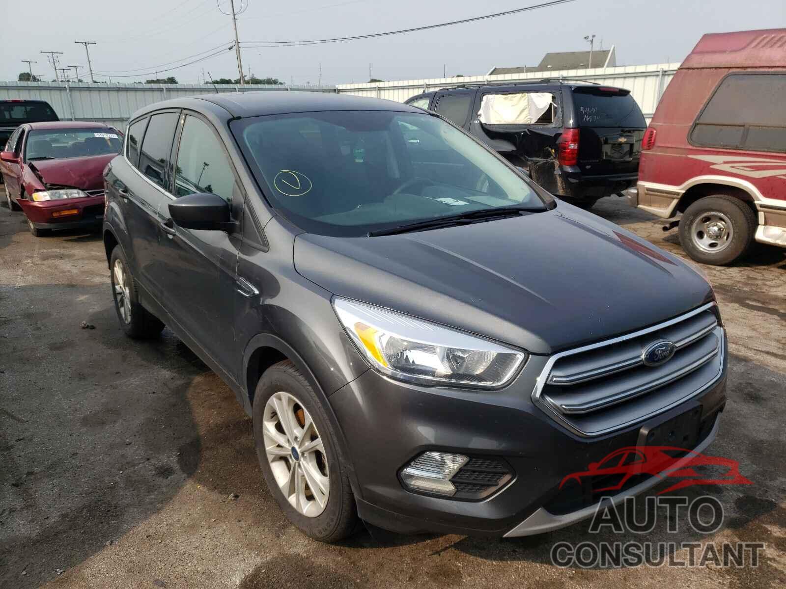 FORD ESCAPE 2017 - 1FMCU0GD3HUE24721
