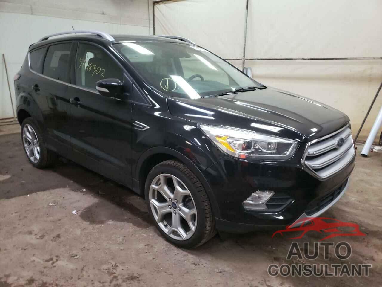 FORD ESCAPE 2018 - 1FMCU9J90JUB10619