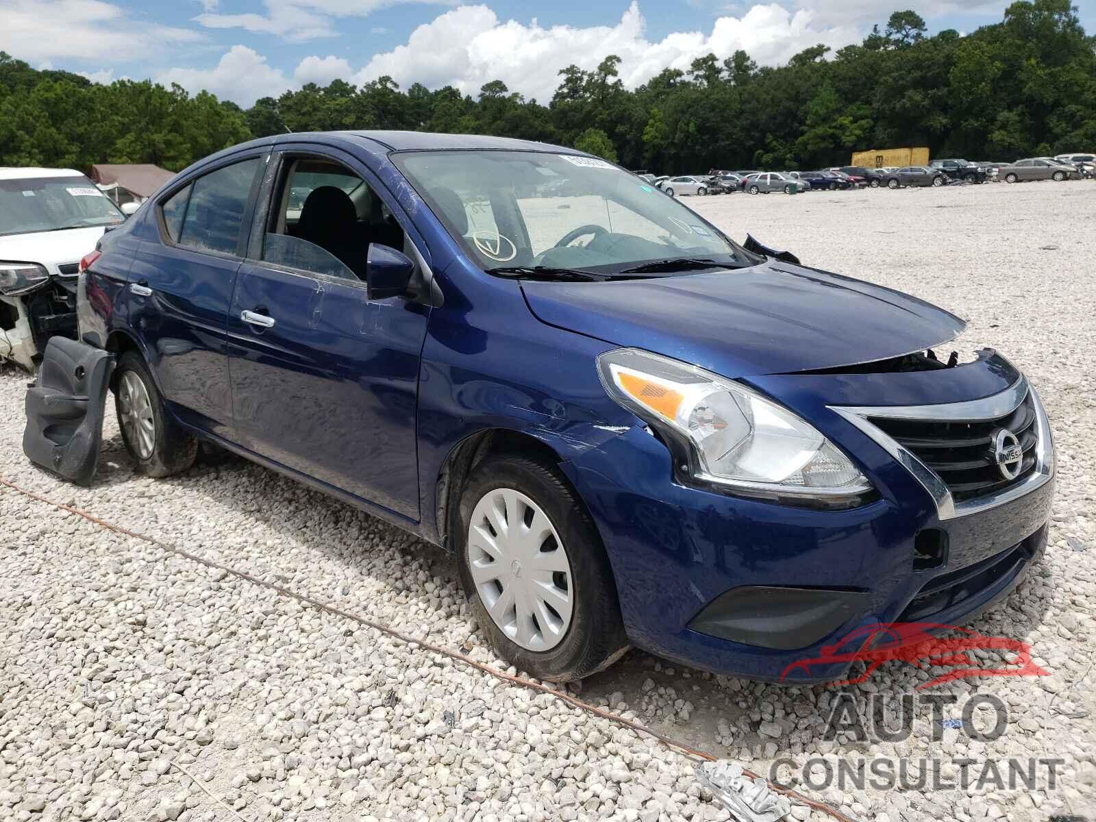 NISSAN VERSA 2018 - 3N1CN7AP9JL816330