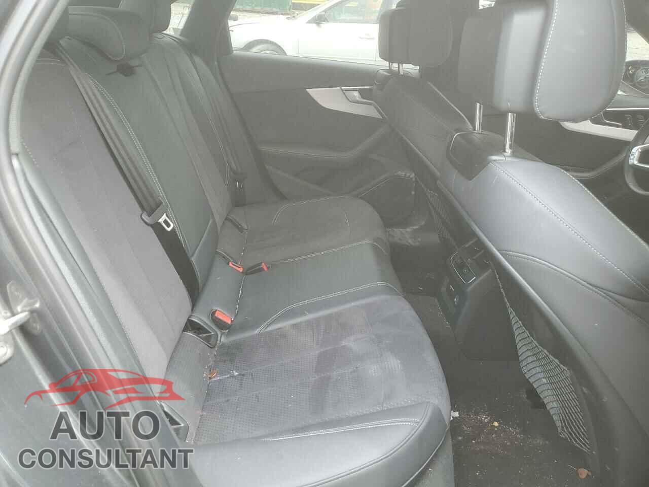 AUDI A4 2023 - WAUEAAF41PN010145