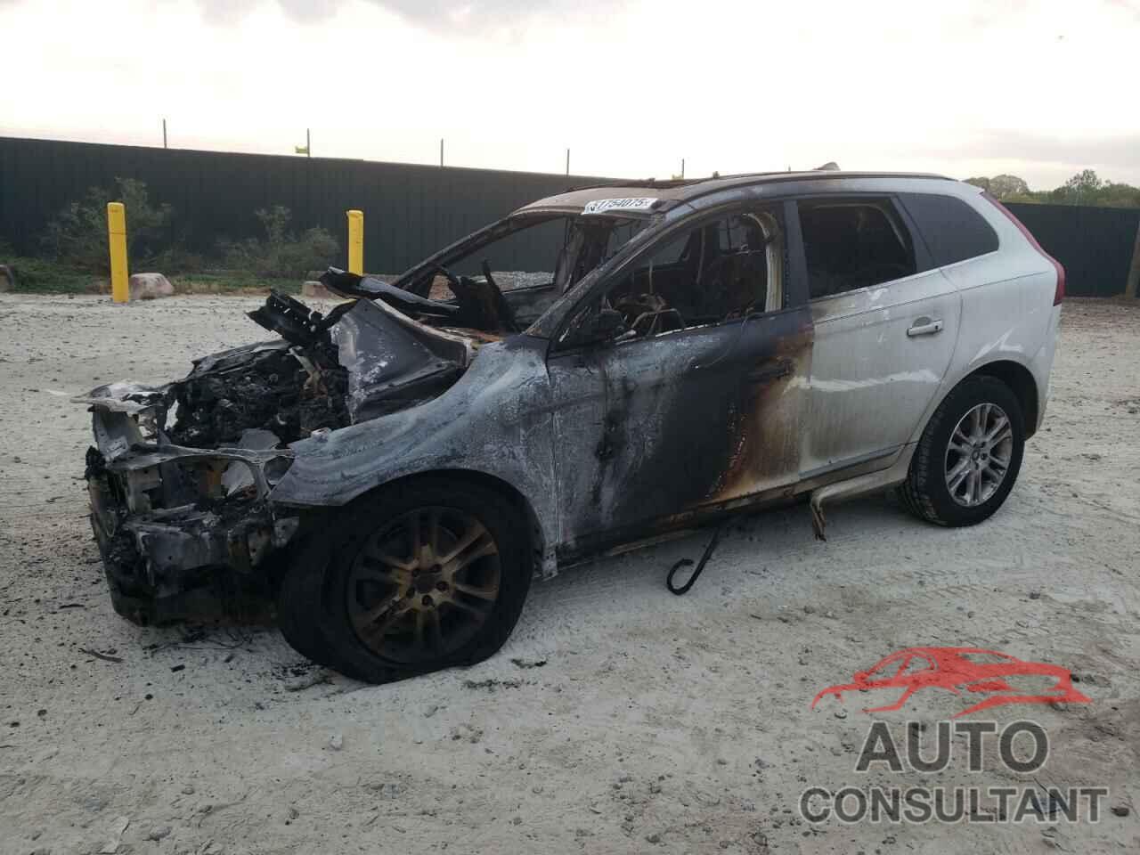 VOLVO XC60 2015 - YV440MDK0F2692176