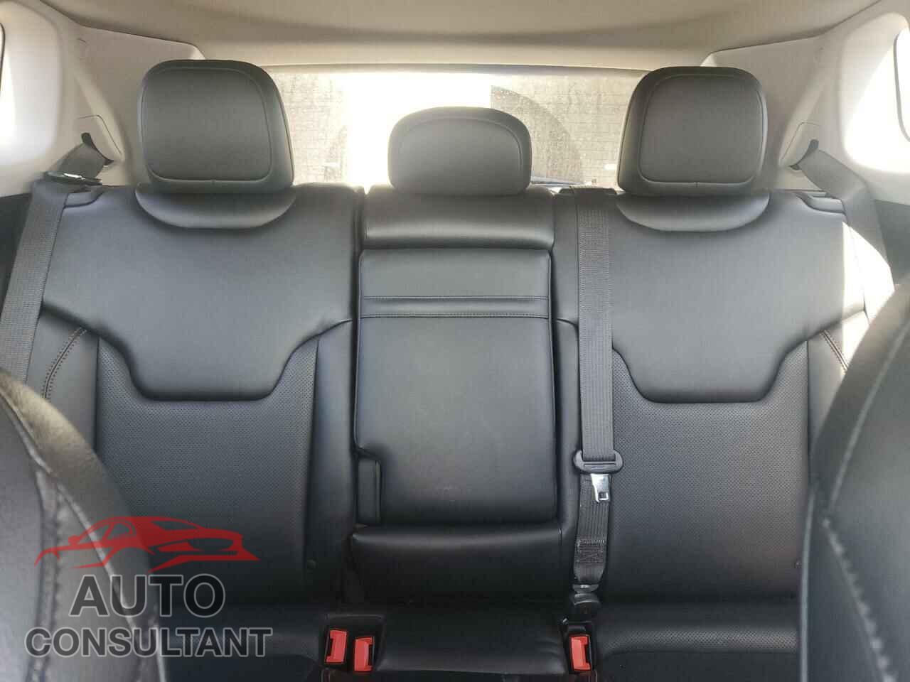 JEEP COMPASS 2018 - 3C4NJDCB7JT114864