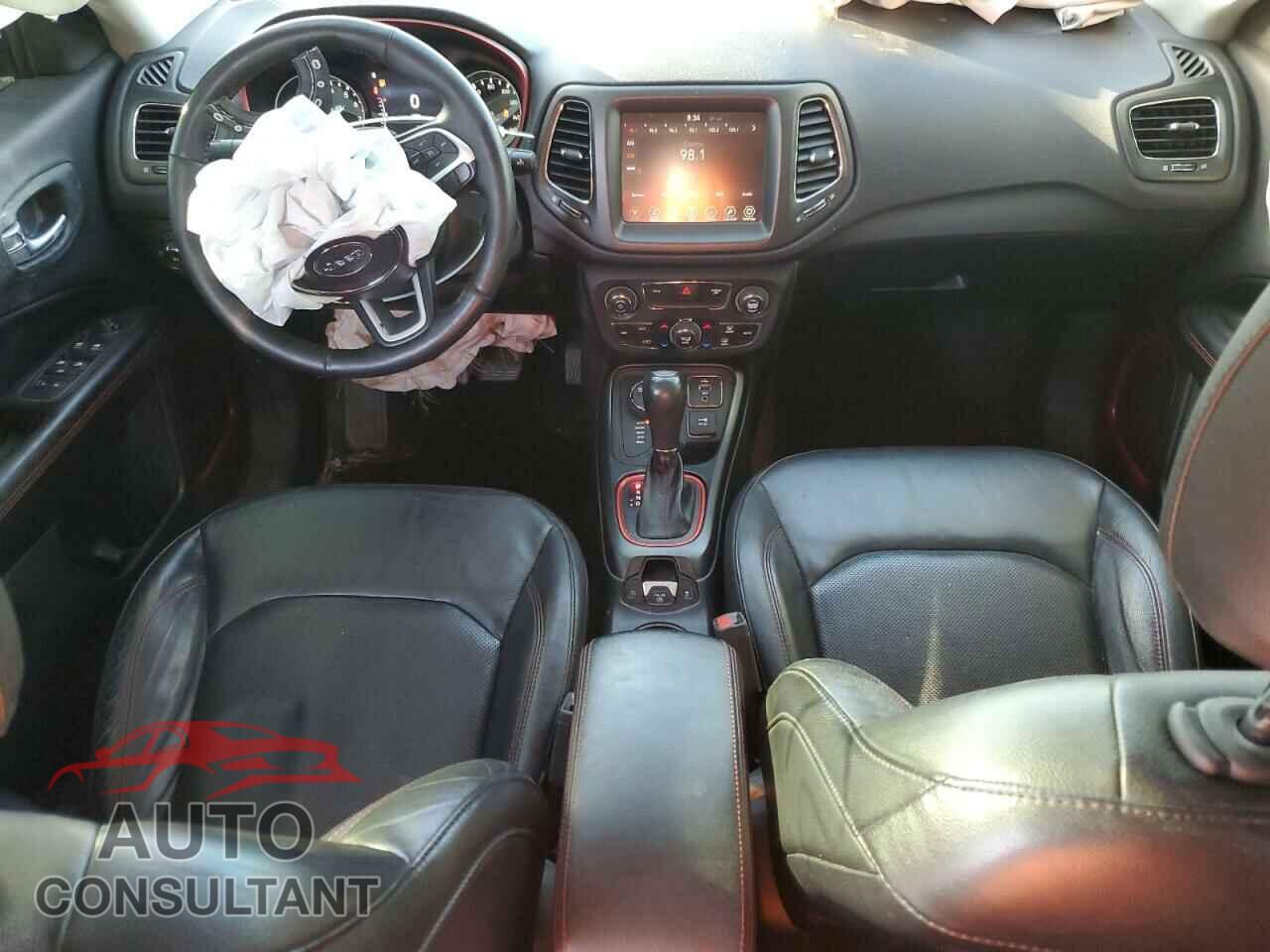 JEEP COMPASS 2017 - 3C4NJDDB1HT656731