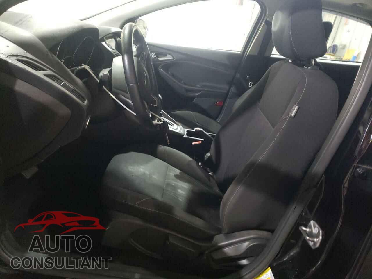 FORD FOCUS 2017 - 1FADP3M20HL336239