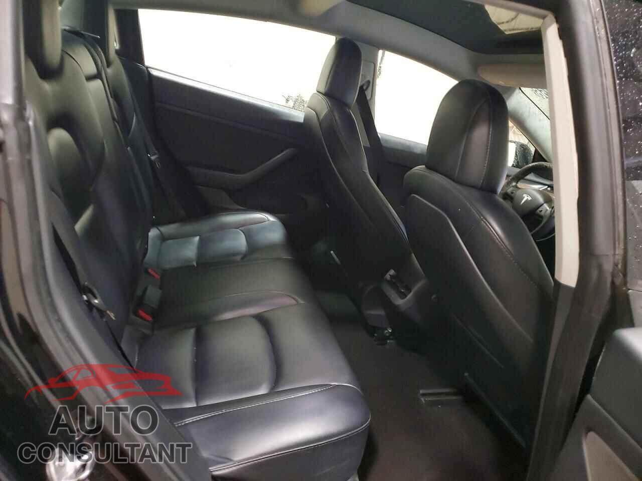 TESLA MODEL 3 2022 - 5YJ3E1EA5NF368530