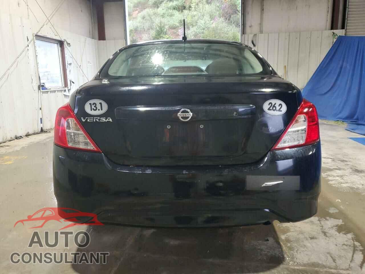 NISSAN VERSA 2017 - 3N1CN7AP3HL831030