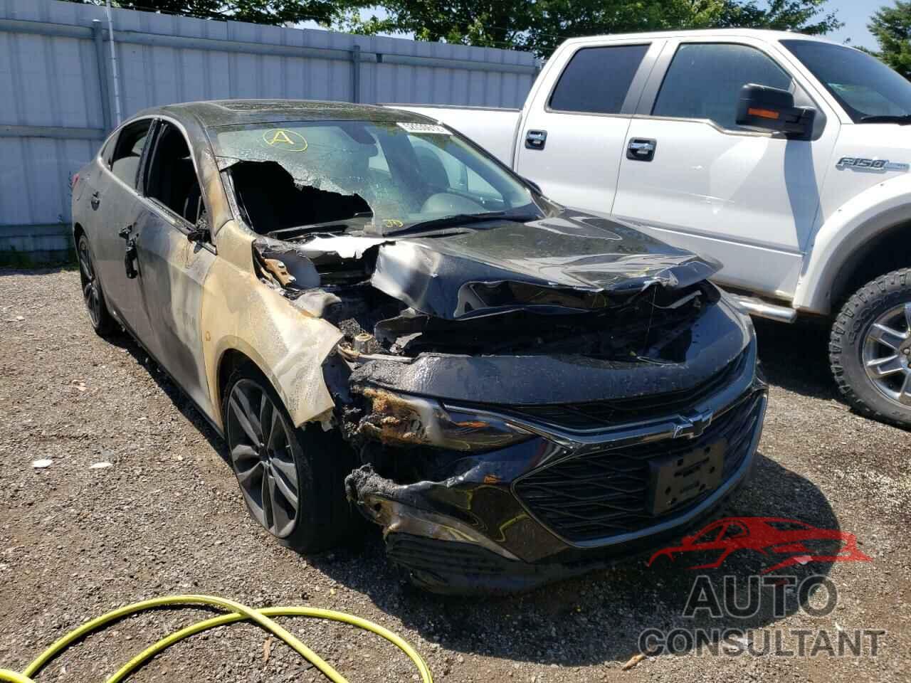 CHEVROLET MALIBU 2022 - 1G1ZD5ST4NF107338