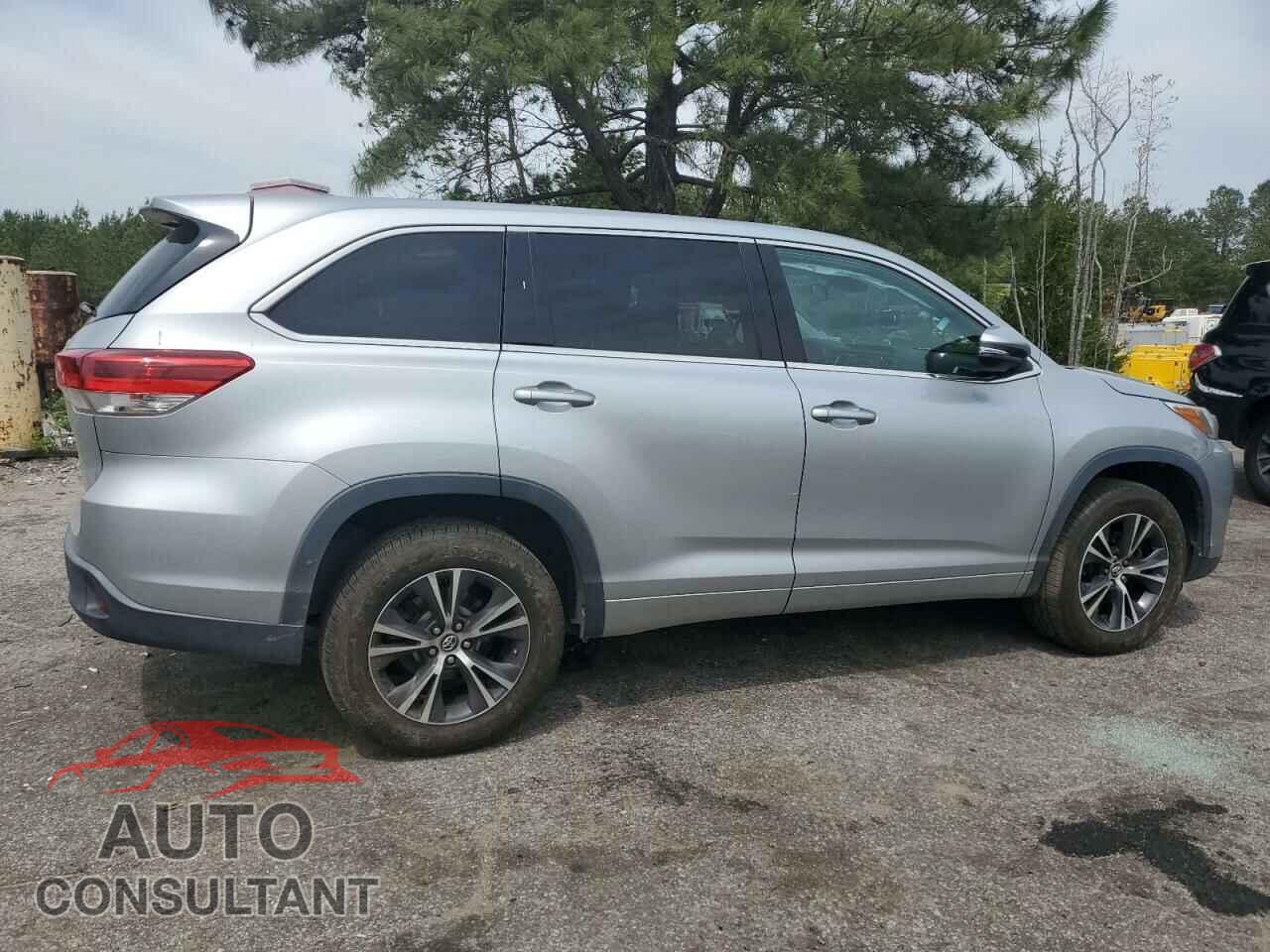 TOYOTA HIGHLANDER 2018 - 5TDZZRFH6JS246807