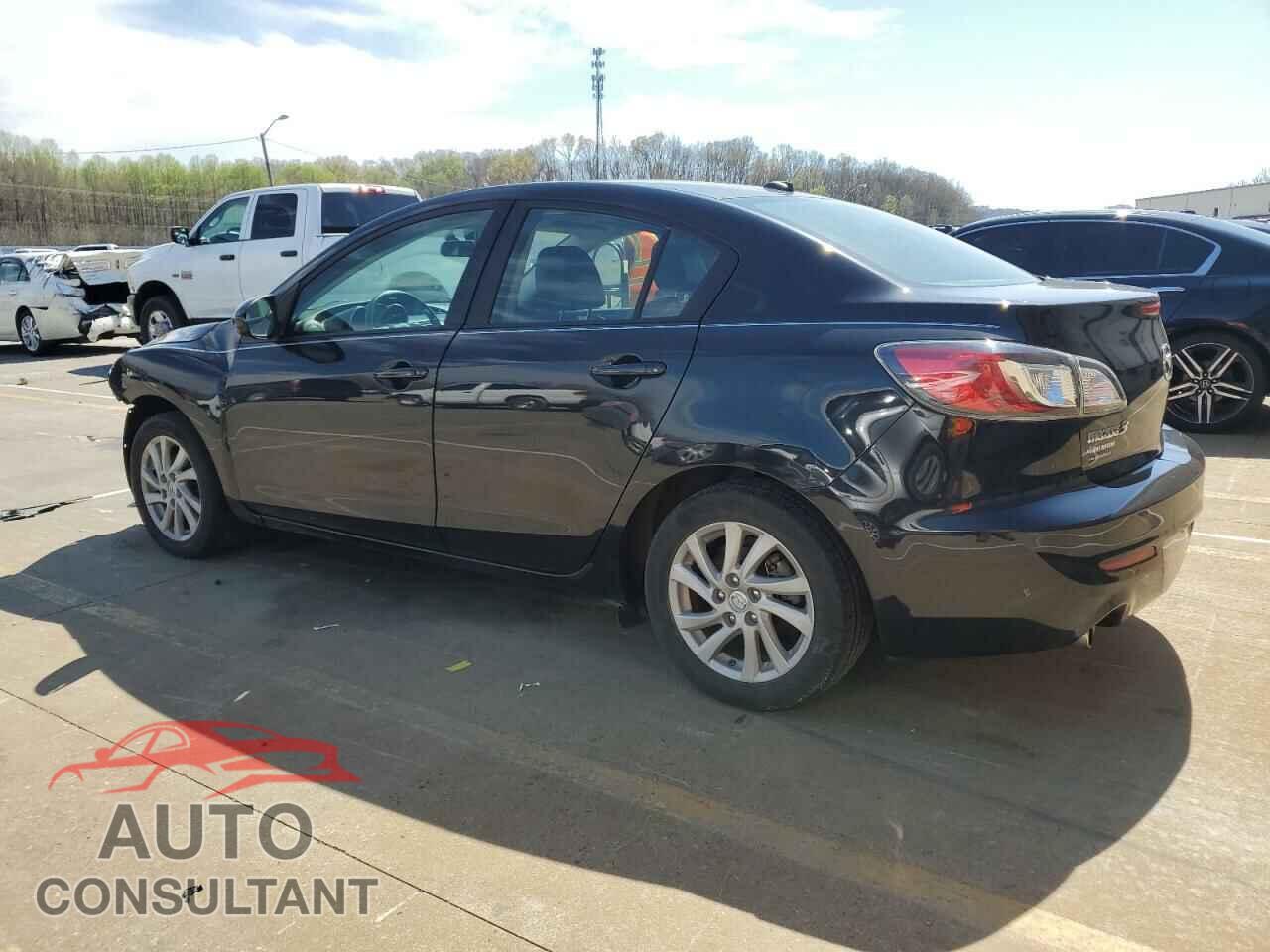 MAZDA 3 2012 - JM1BL1W71C1528266
