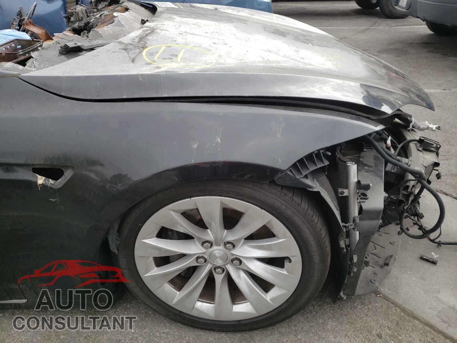 TESLA MODEL S 2016 - 5YJSA1E25GF139347