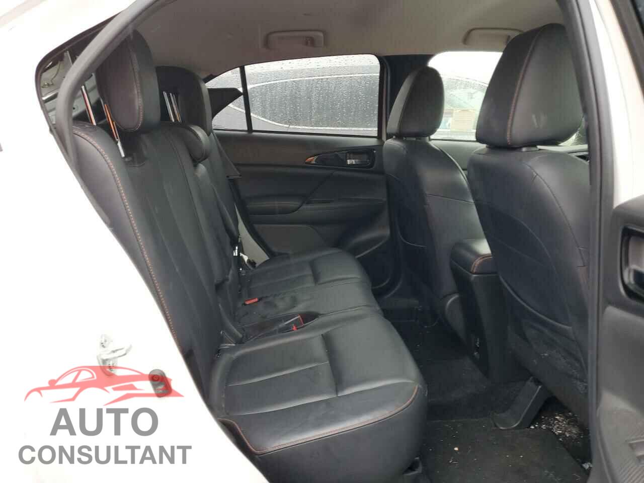 MITSUBISHI ECLIPSE 2018 - JA4AT5AA9JZ065369