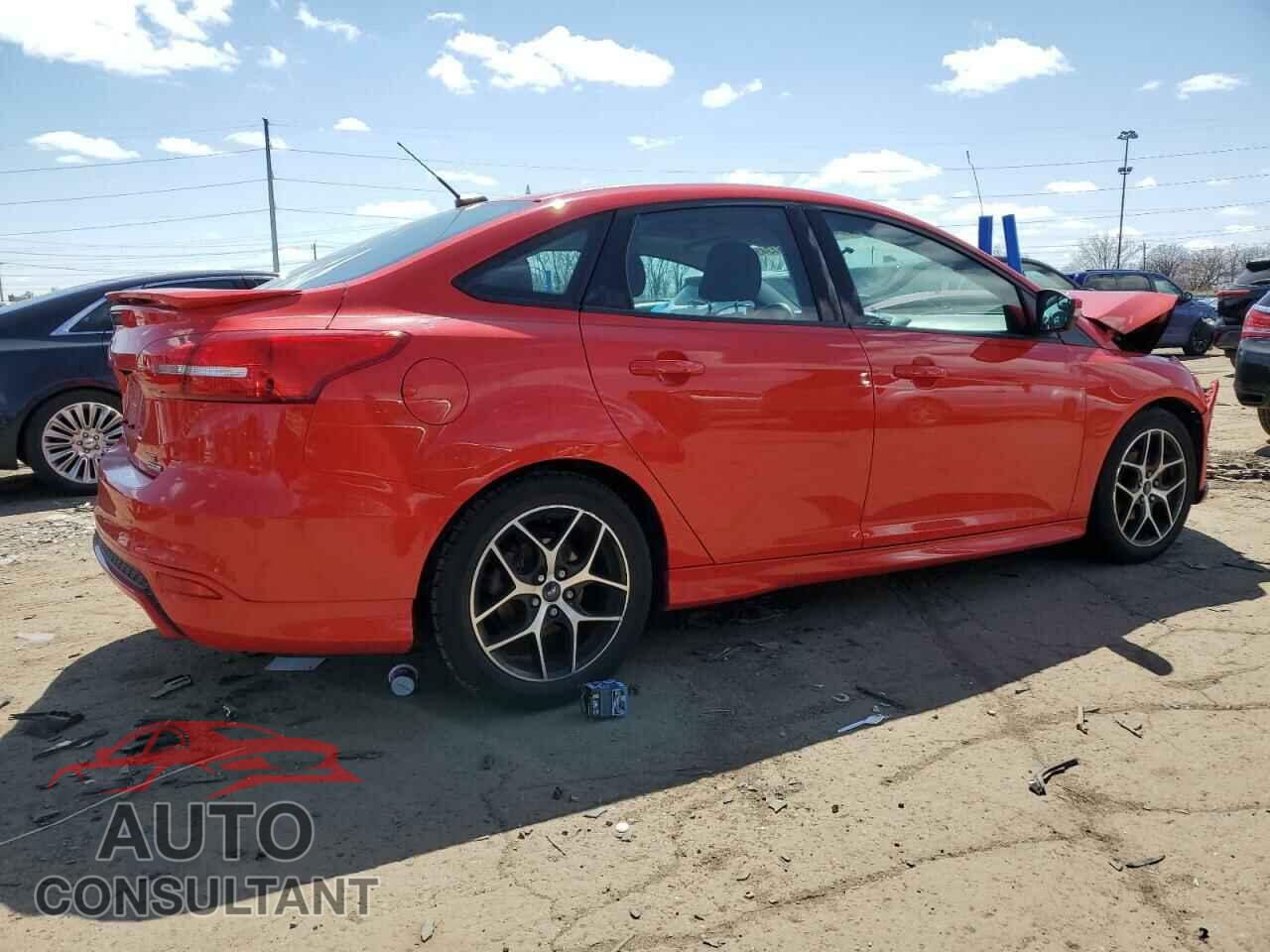 FORD FOCUS 2015 - 1FADP3F2XFL384065