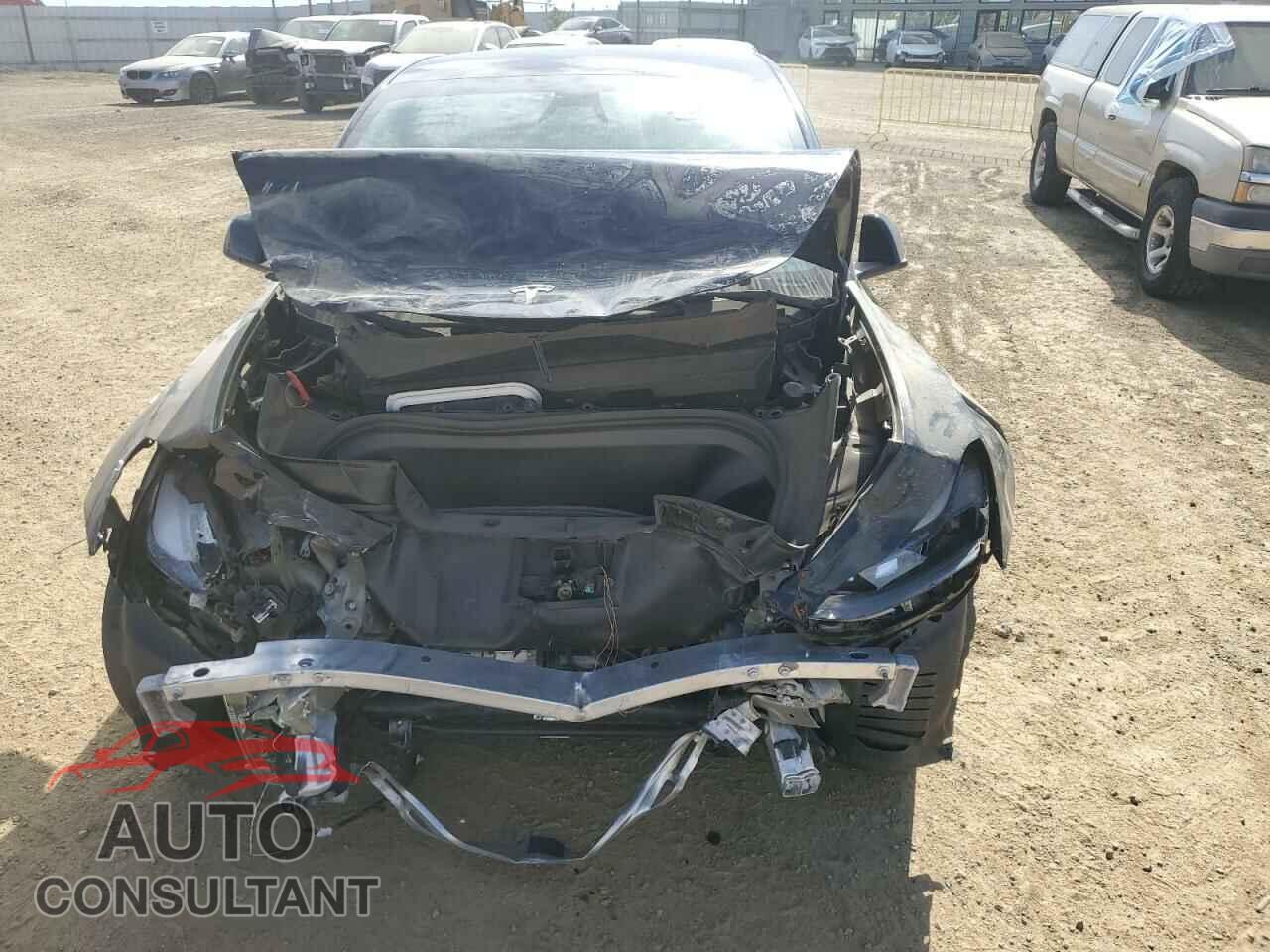 TESLA MODEL Y 2023 - 7SAYGDEE6PF910258