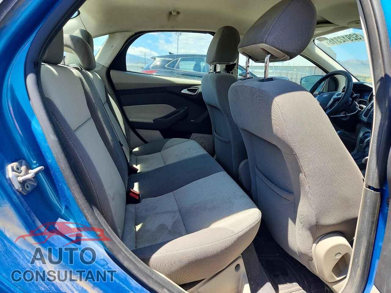 FORD FOCUS 2013 - 1FADP3F29DL170245