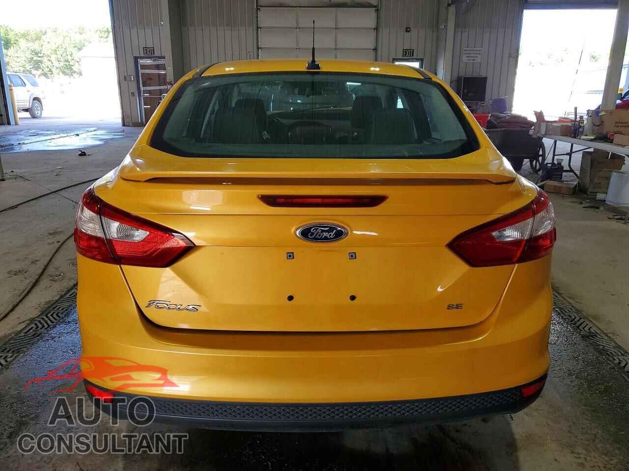 FORD FOCUS 2012 - 1FAHP3F24CL310475