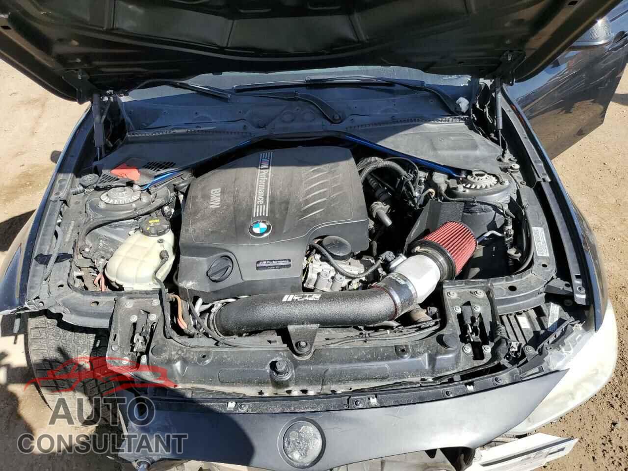 BMW 3 SERIES 2014 - WBA3B9C56EF588572