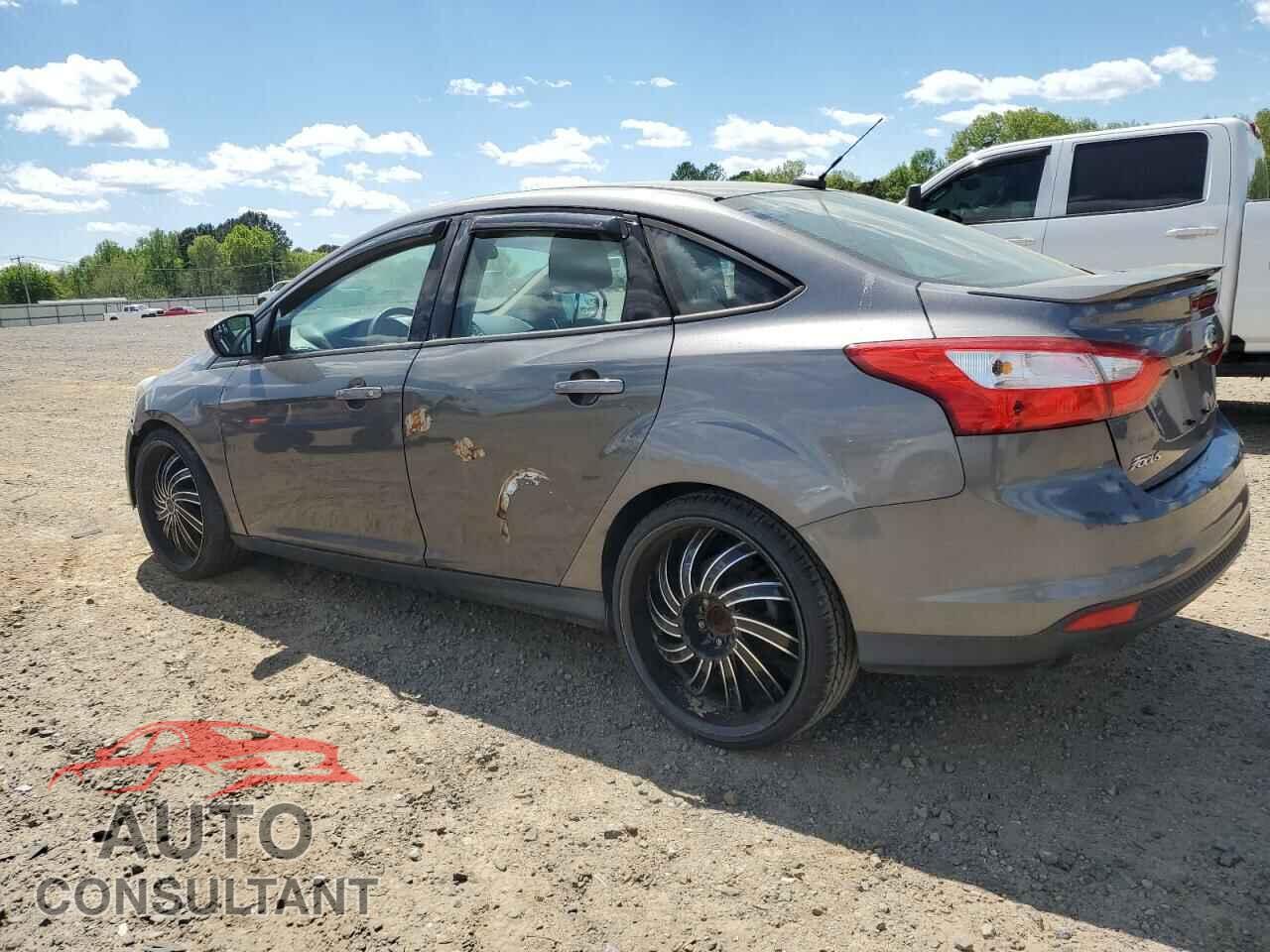 FORD FOCUS 2012 - 1FAHP3F20CL138316