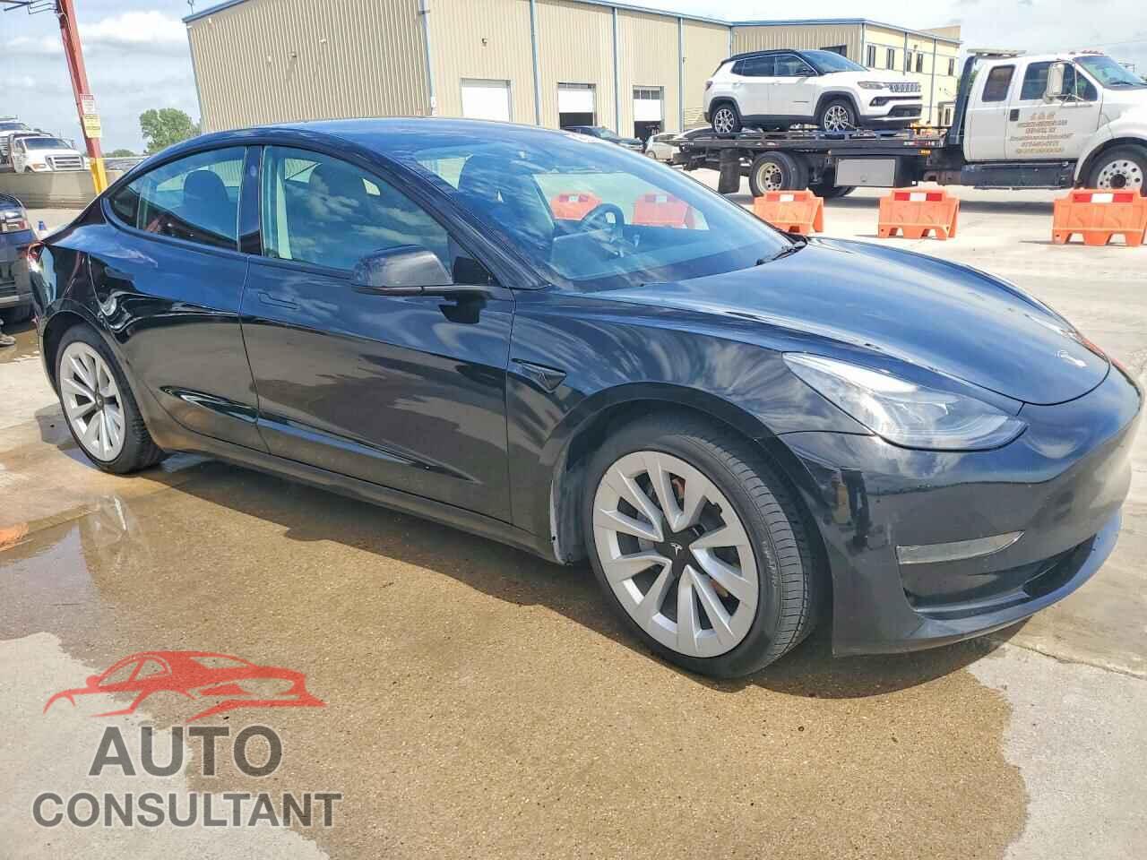 TESLA MODEL 3 2022 - 5YJ3E1EA2NF372096