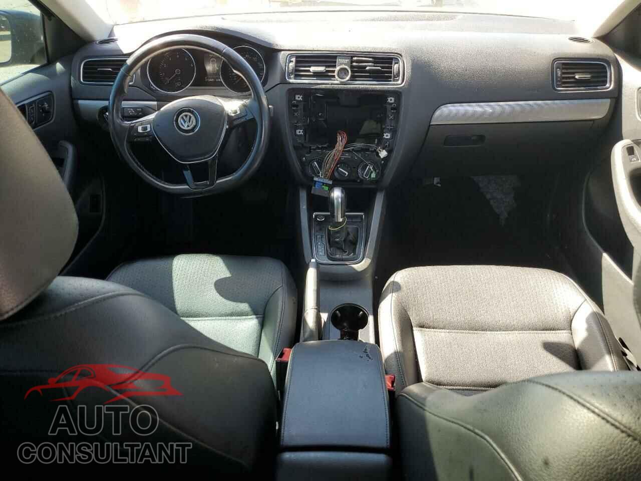 VOLKSWAGEN JETTA 2017 - 3VWDB7AJ0HM293724