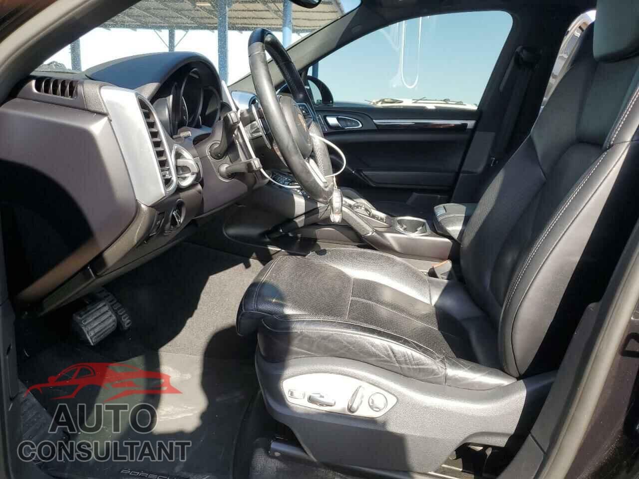 PORSCHE CAYENNE 2017 - WP1AA2A23HKA90711