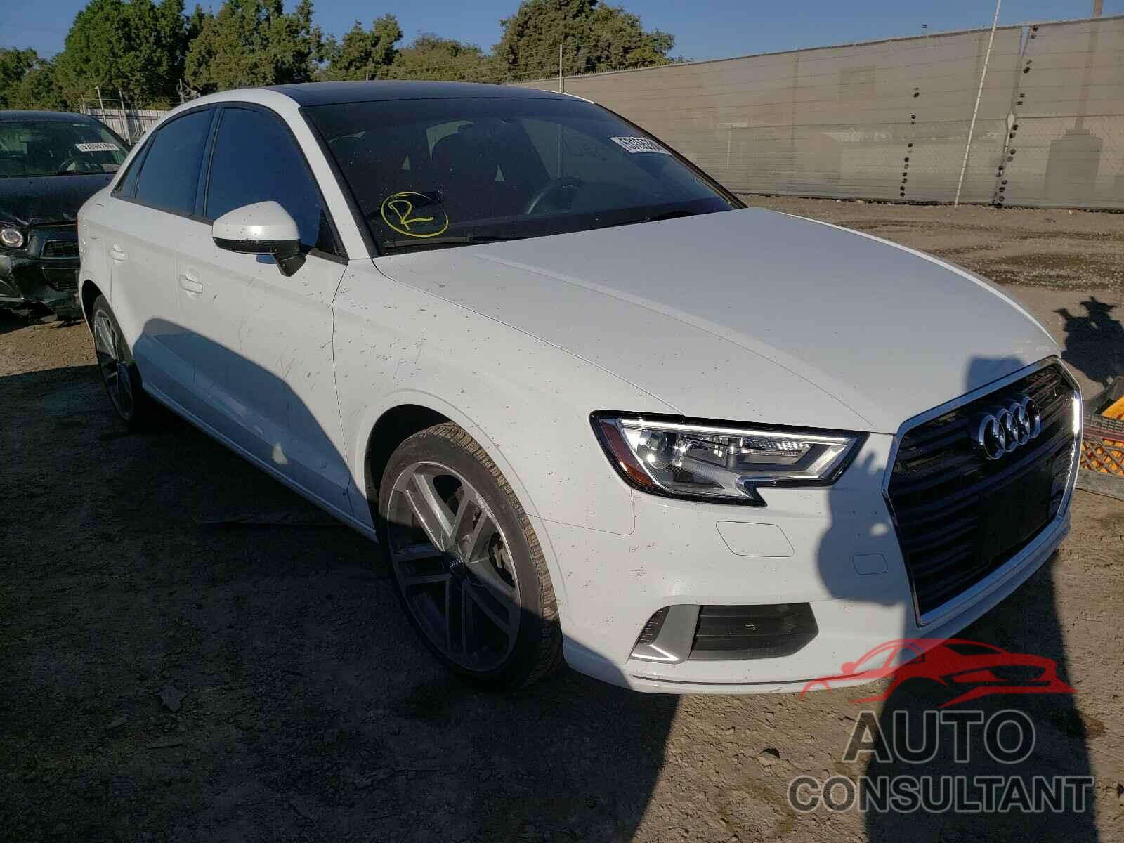 AUDI A3 2017 - WAUAUGFFXH1035323