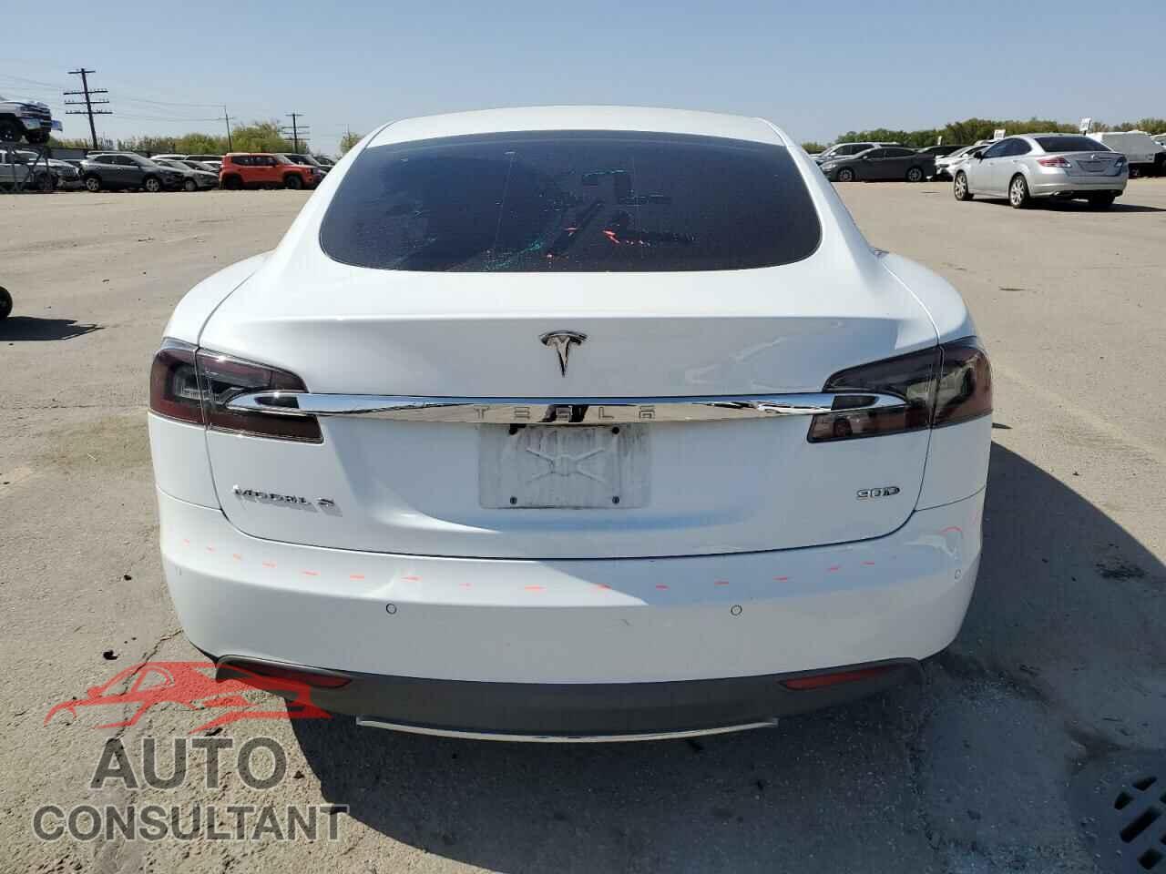 TESLA MODEL S 2015 - 5YJSA1H2XFF093797