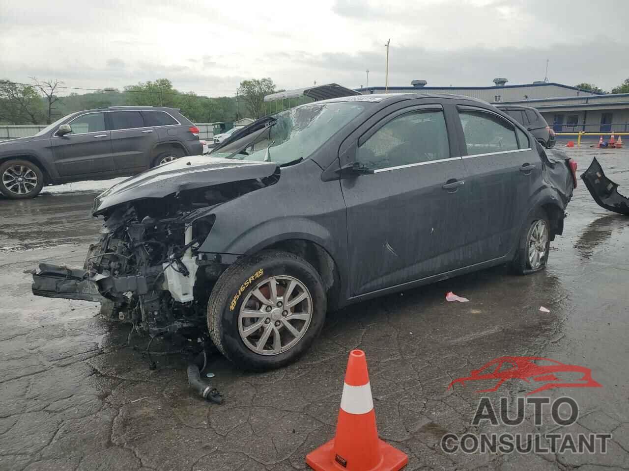 CHEVROLET SONIC 2020 - 1G1JD5SB5L4103859