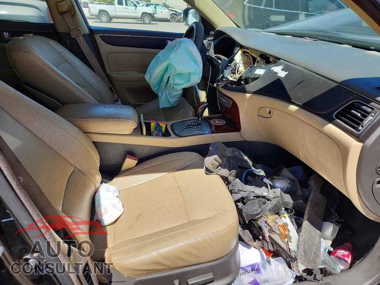 HYUNDAI GENESIS 2012 - KMHGC4DD8CU202006