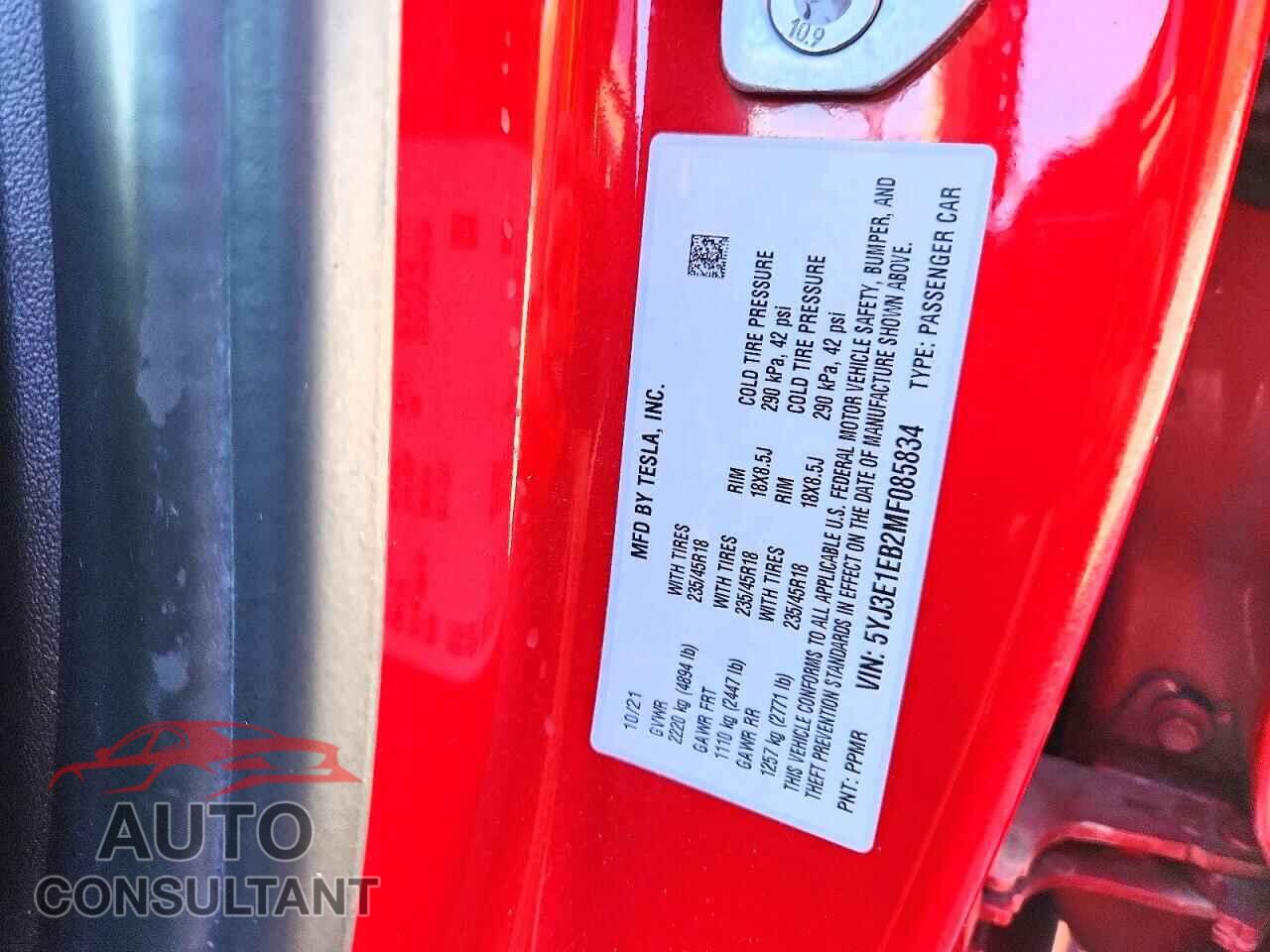 TESLA MODEL 3 2021 - 5YJ3E1EB2MF085834
