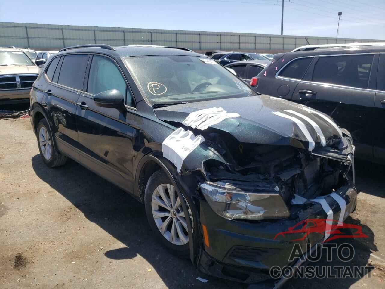 VOLKSWAGEN TIGUAN 2018 - 3VV1B7AX3JM108485