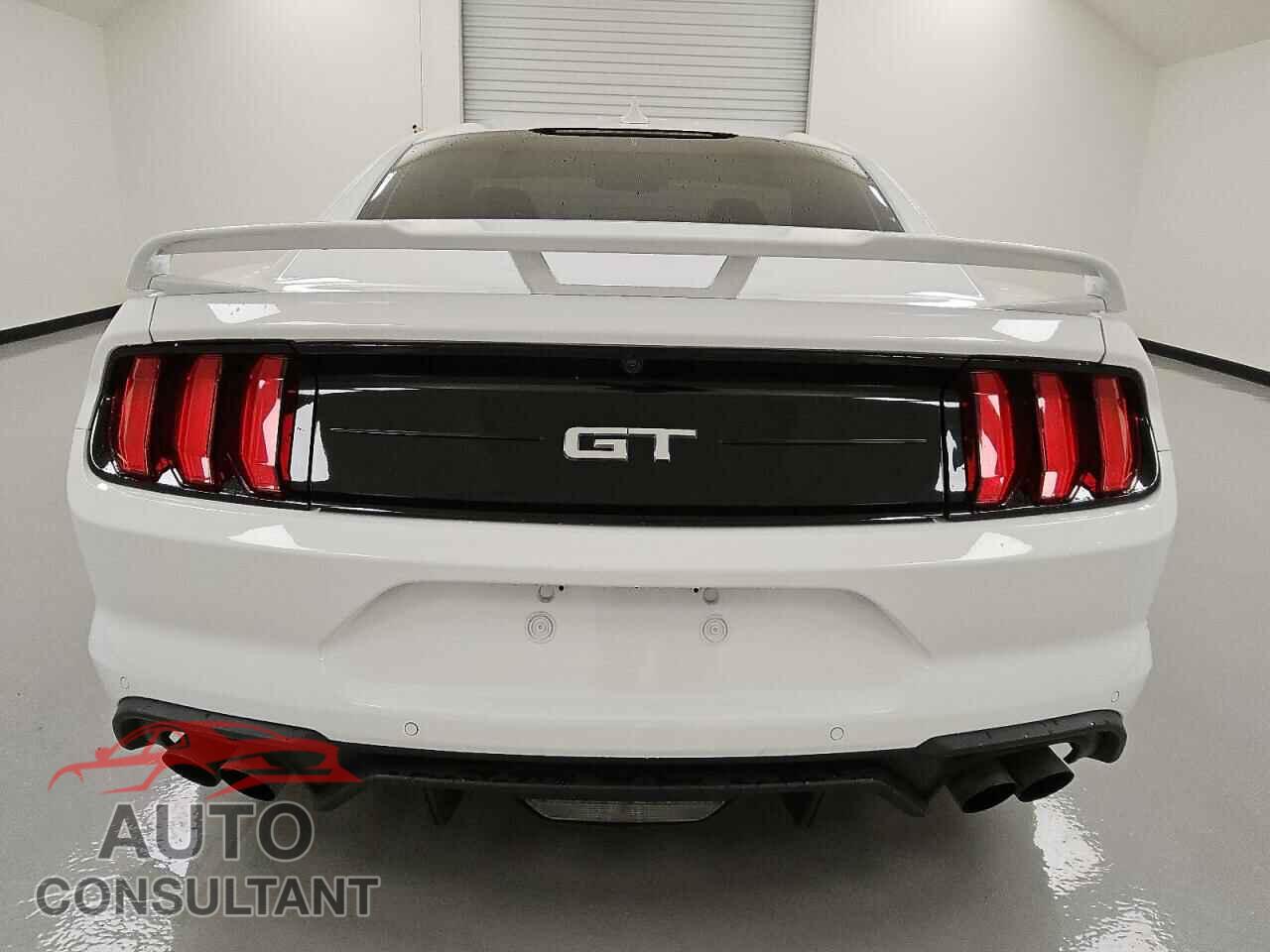 FORD MUSTANG 2021 - 1FA6P8CF2M5122054