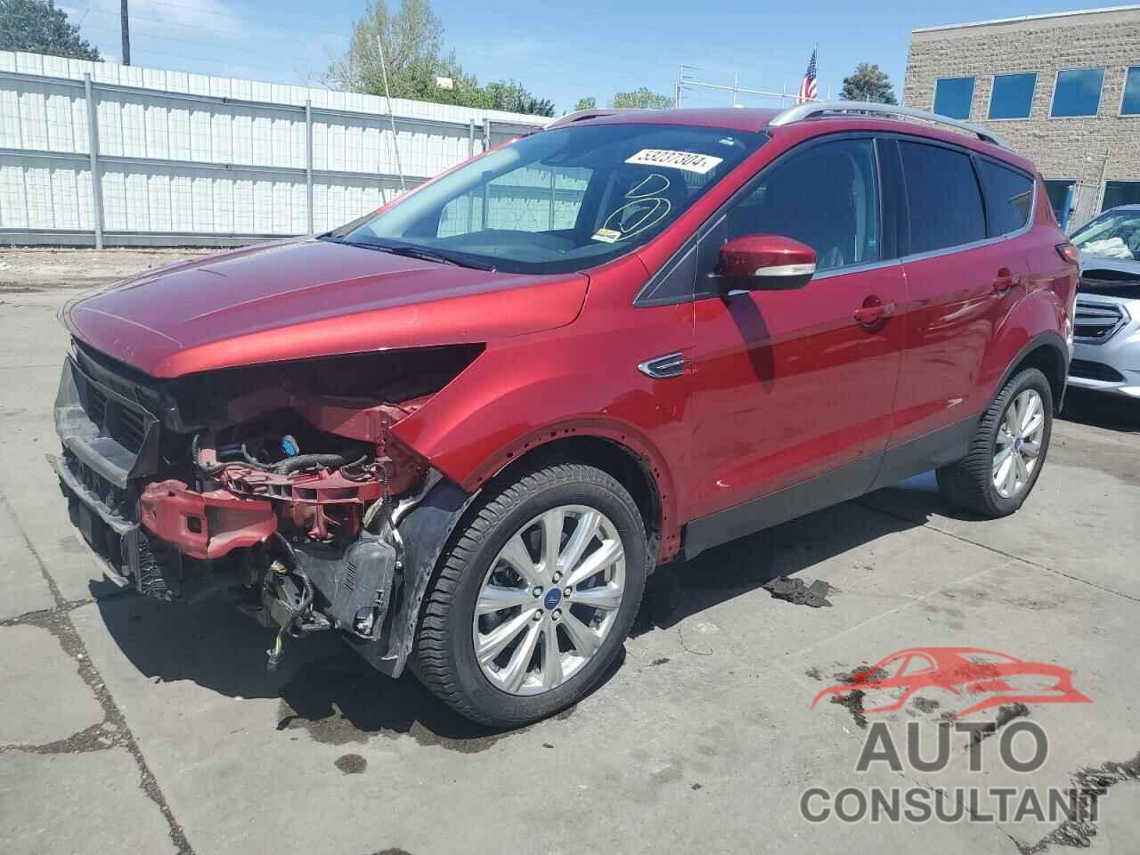 FORD ESCAPE 2017 - 1FMCU9J9XHUD28528