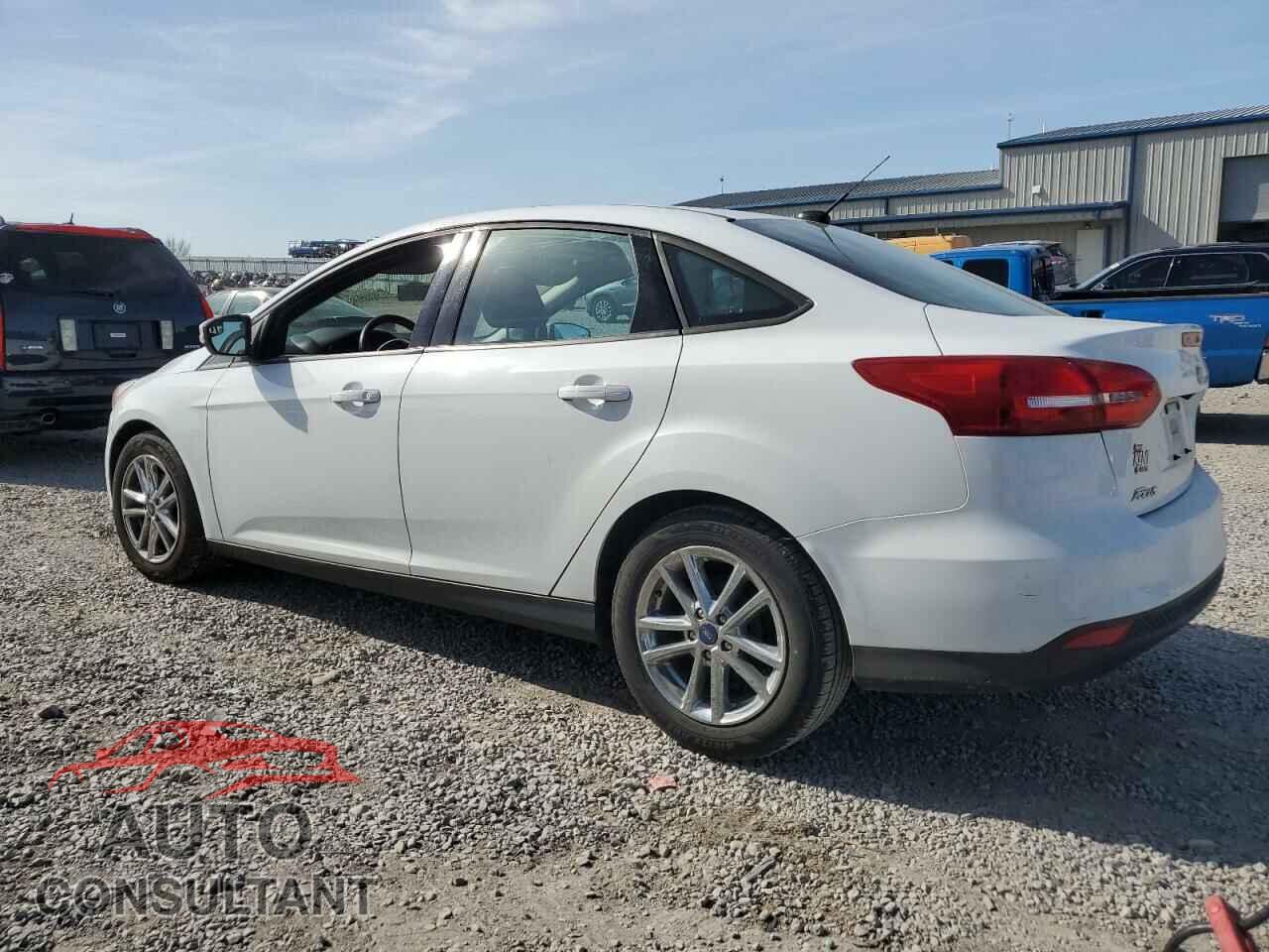 FORD FOCUS 2017 - 1FADP3F22HL312683