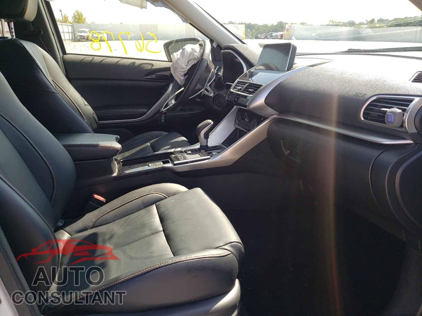 MITSUBISHI ECLIPSE 2018 - JA4AT5AA5JZ061514