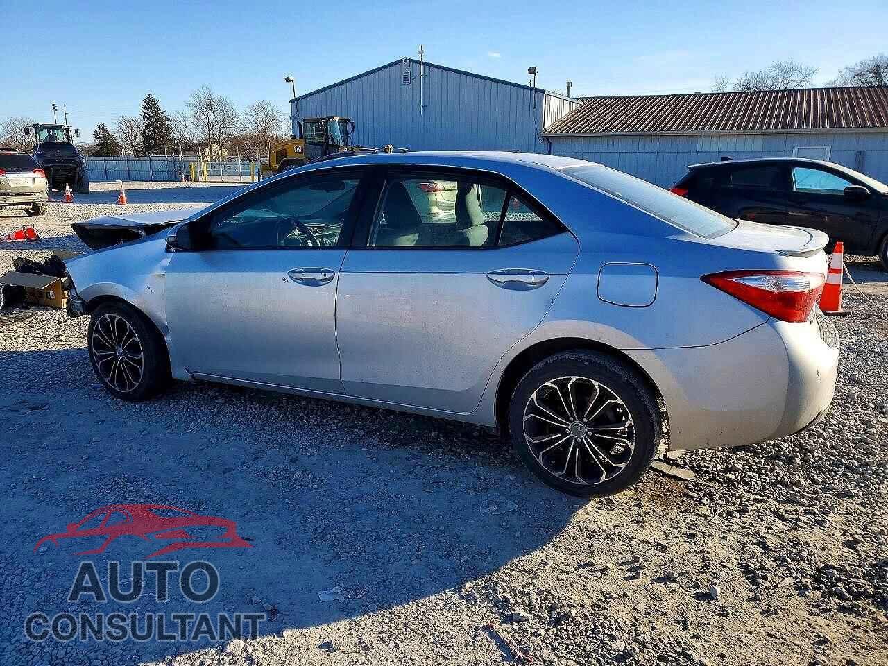 TOYOTA COROLLA 2015 - 2T1BURHEXFC330910