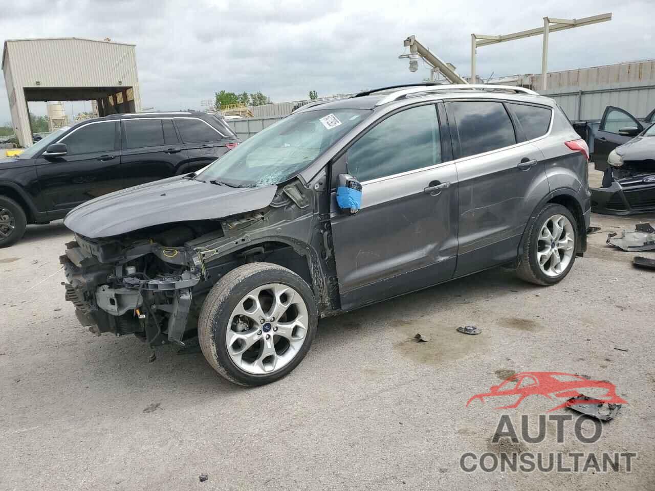 FORD ESCAPE 2013 - 1FMCU0J98DUB64363