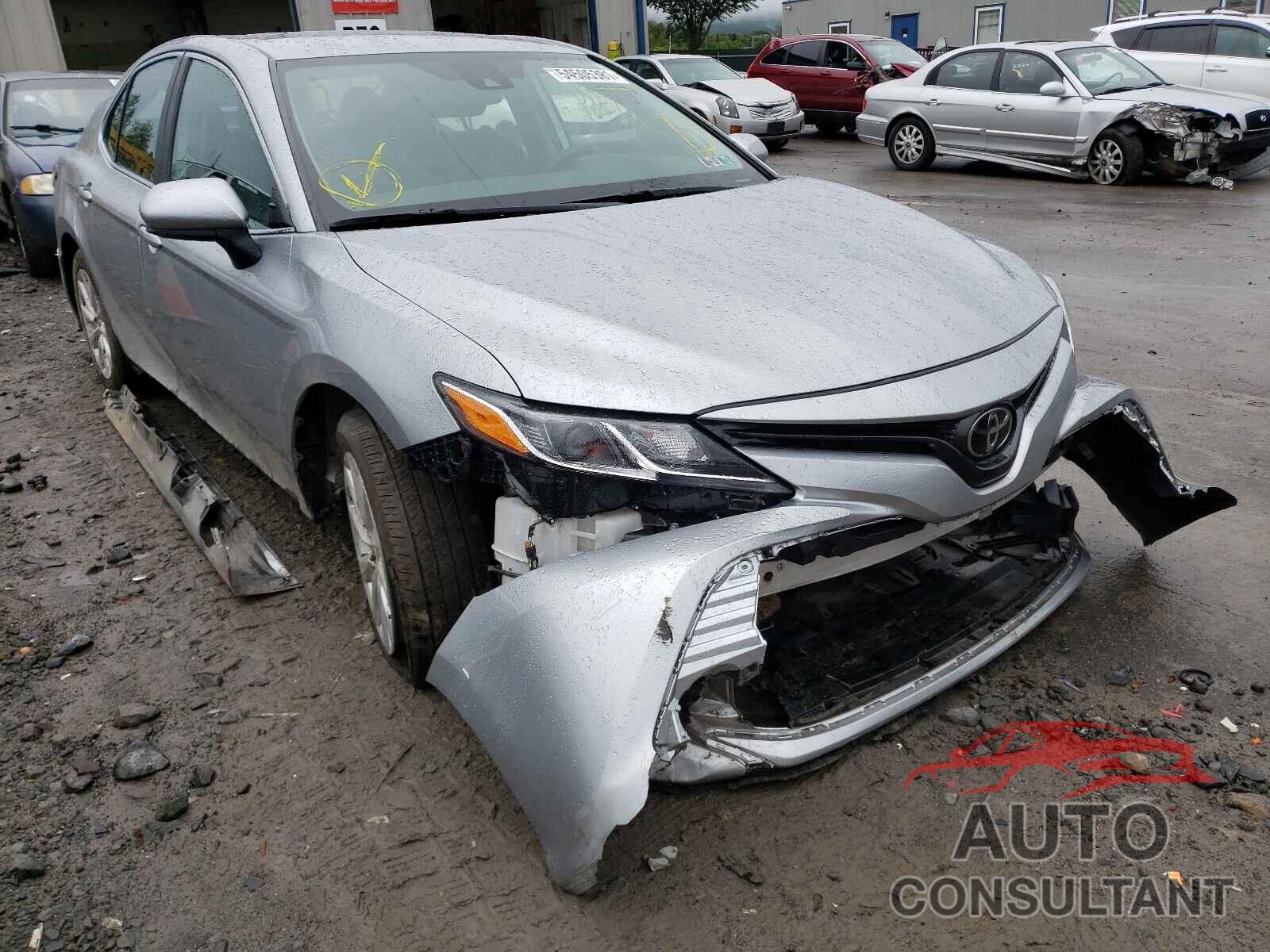 2020 CAMRY TOYOTA
