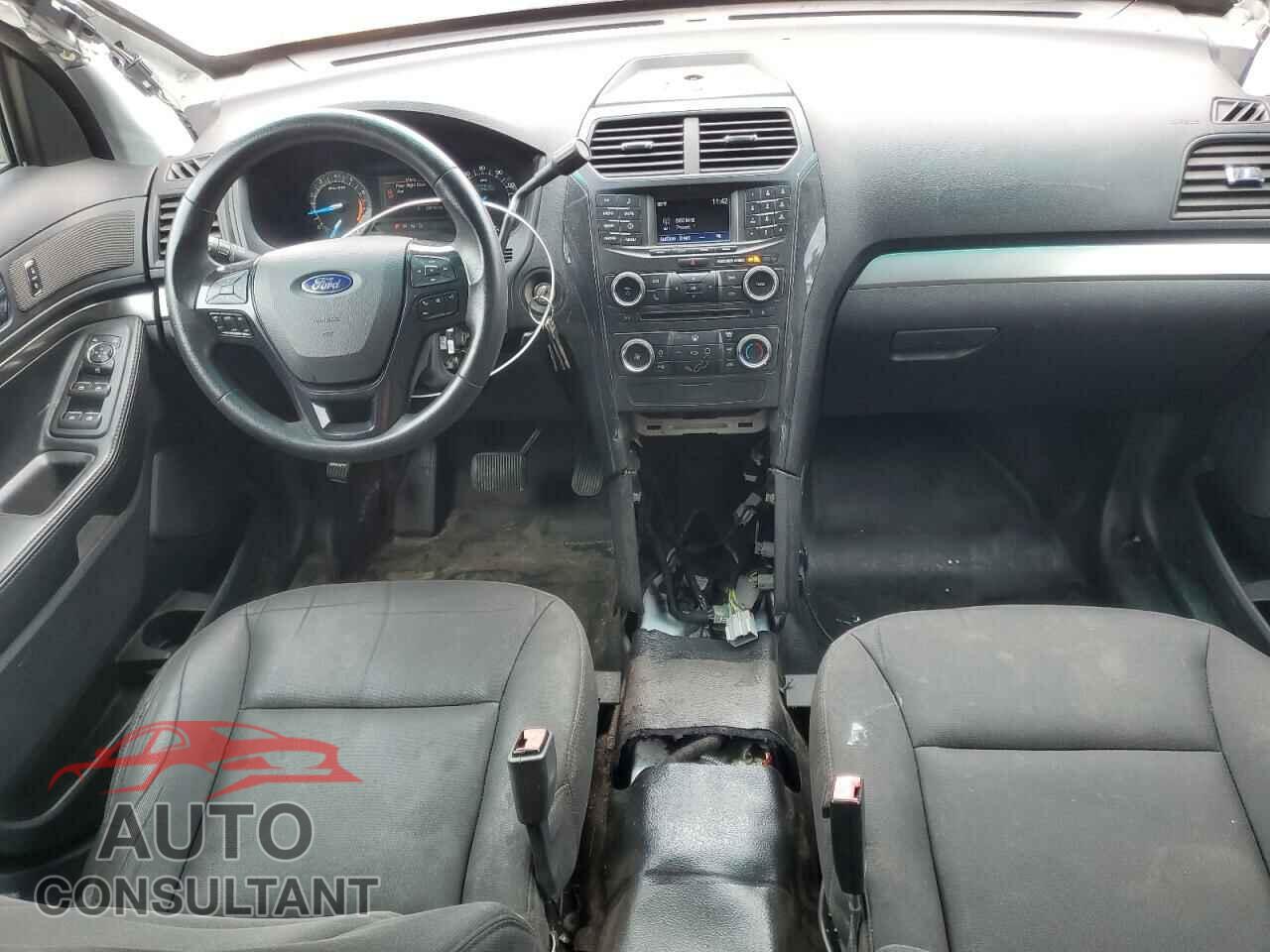 FORD EXPLORER 2017 - 1FM5K8AR3HGD06099